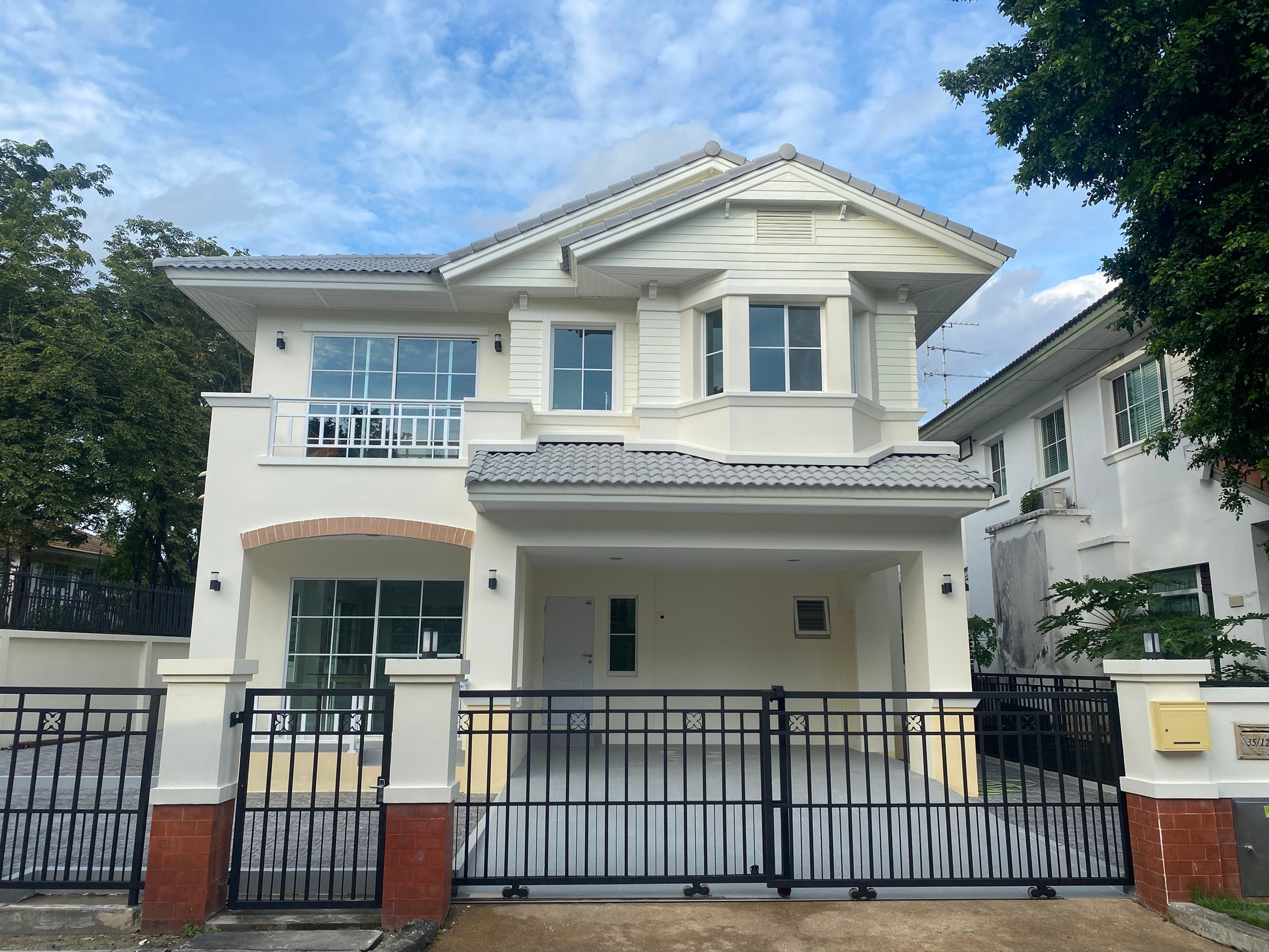 หมู่บ้านสีวลี ราชพฤกษ์